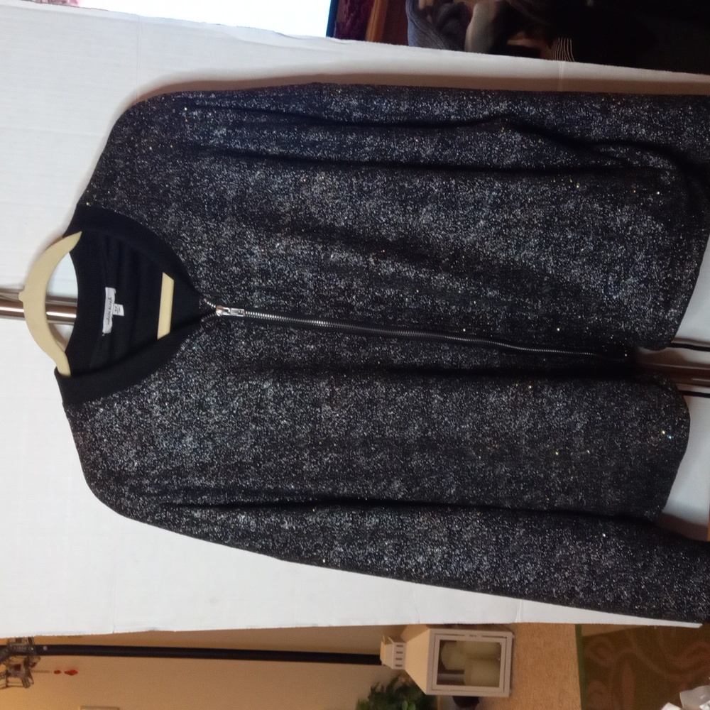 White Birch brand Sparkly Knit Bomber Style Jacket, with Zipper Front Size 3x